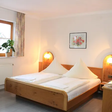 Winzerhotel Kinges-kessel Hotel 3*